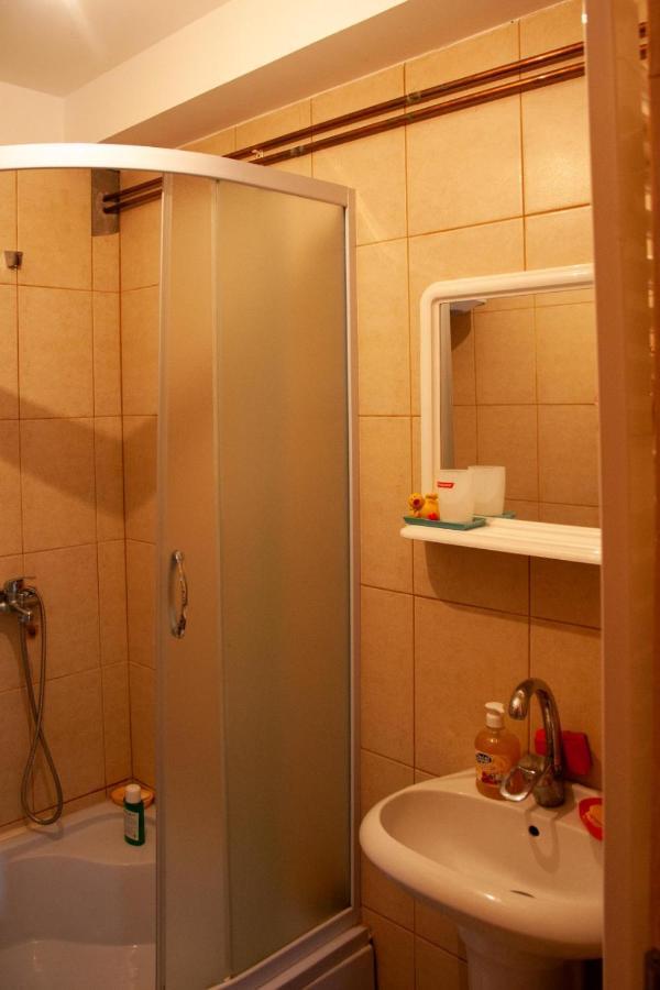 Apartmani Beslic Kremna Екстериор снимка